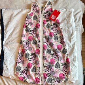 NWT Winter Water Factory Sleep Bag - Modern Dots Sleep Sack 3M